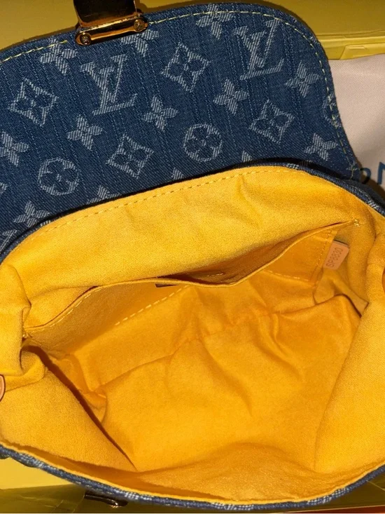 Louis Vuitton Vibrant Mustard Yellow Interior - Picture 2 of 7